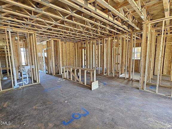 5th image of 428 White Oak Garden Way #319