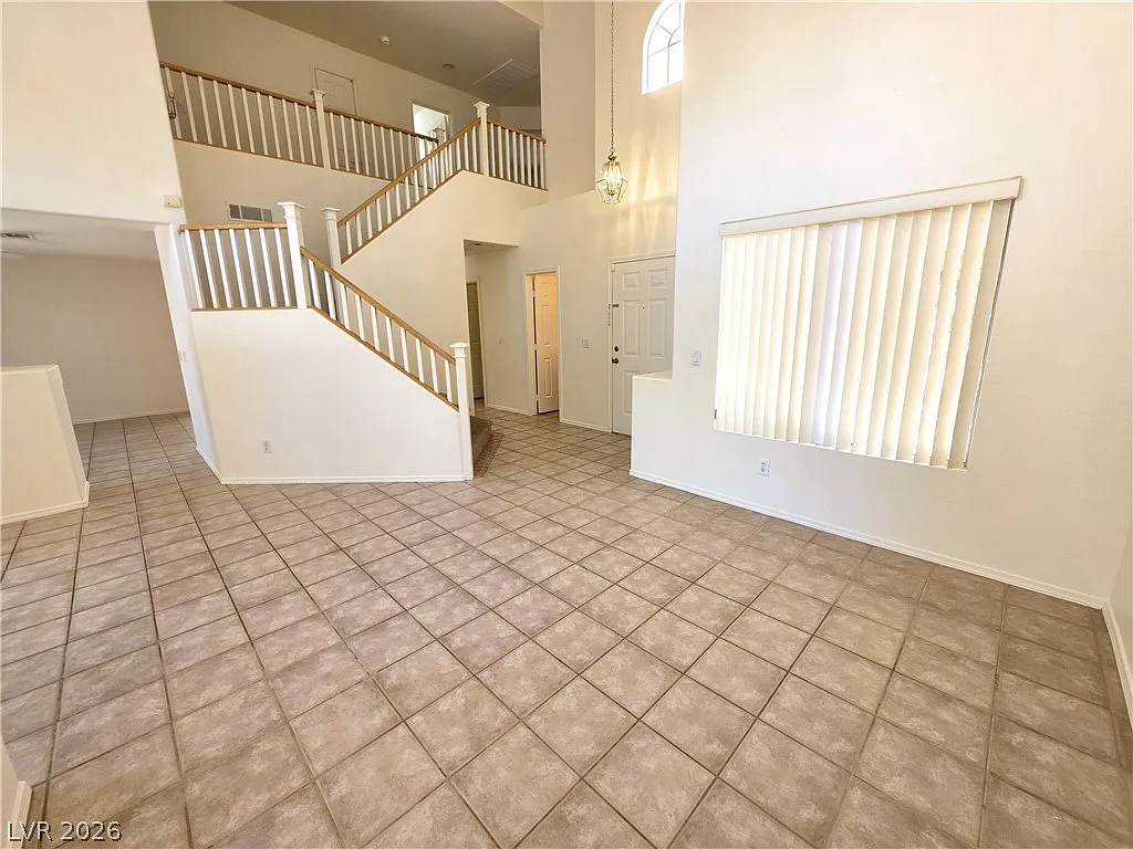 3 bed, 2.5 bath, 1493 sqft, $1,995 — Photo 4