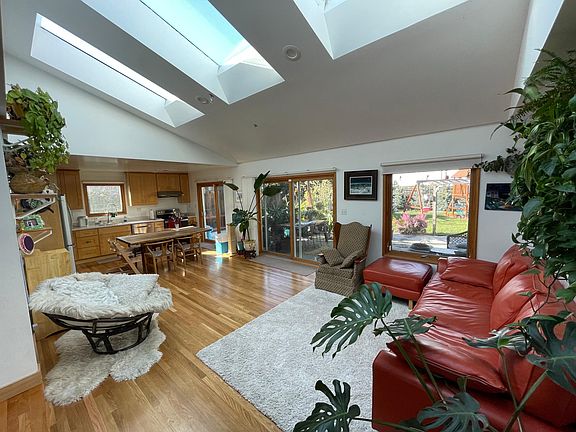 3rd image of 780 San Pablo Dr