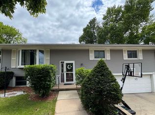 4600 Lincoln Way, Sioux City, IA 51106