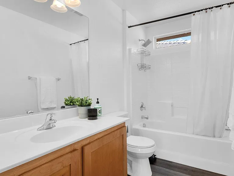 Shared Full Bath