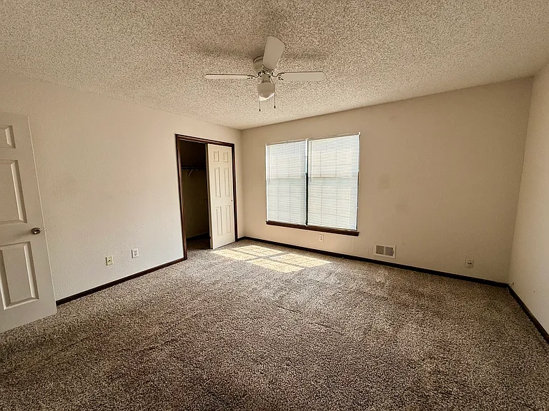 517 NW 3rd St #517 — Photo 7