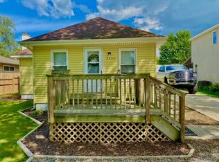 5250 Drayton Rd, Clarkston, MI 48346