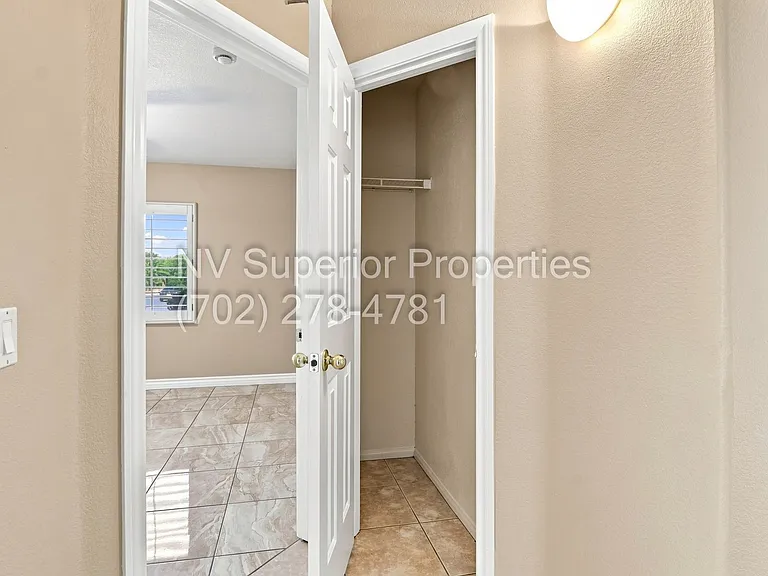 3876 Waynesvill St — Photo 45