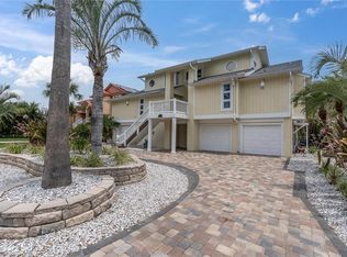 633 Soundview Dr, Palm Harbor, FL 34683