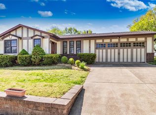 2352 Glenrich Dr, Saint Louis, MO 63129