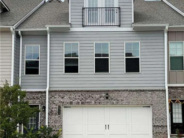 2130 Manor Pointe Dr, Cumming, GA 30041