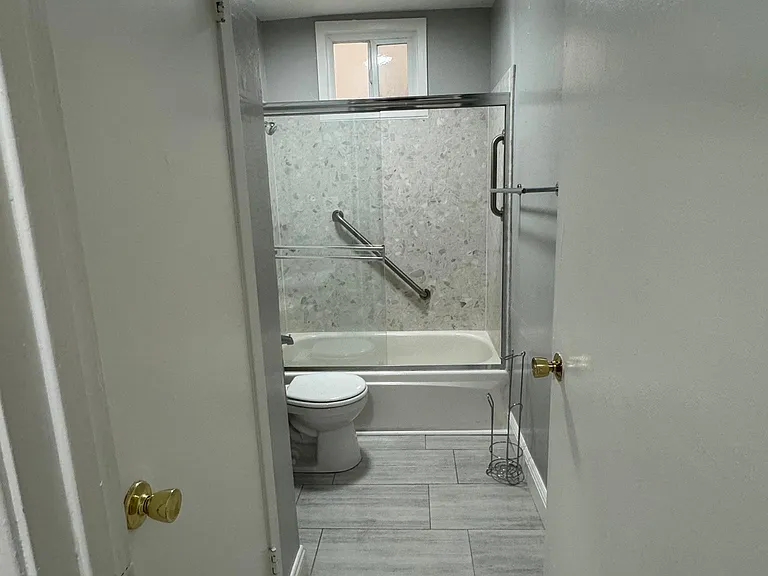 1350 Washington Street — Photo 18
