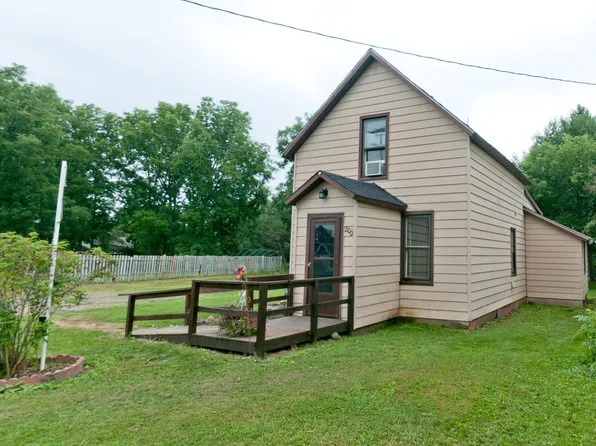 200 W 2nd St, Haugen, WI 54841