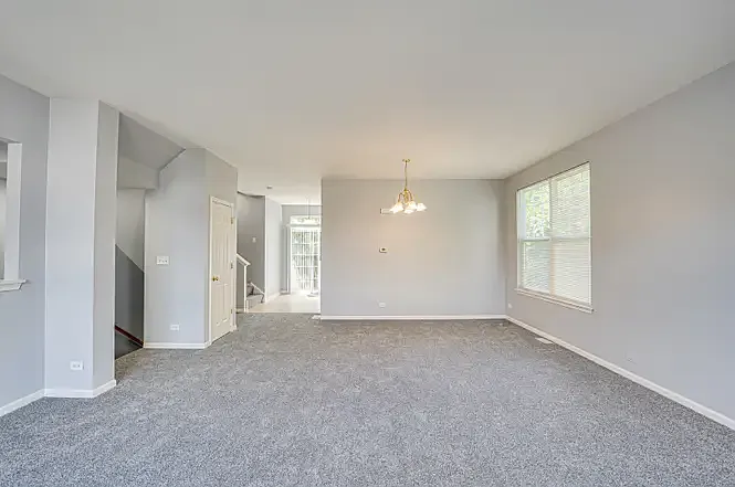3355 Kentshire Cir — Photo 13