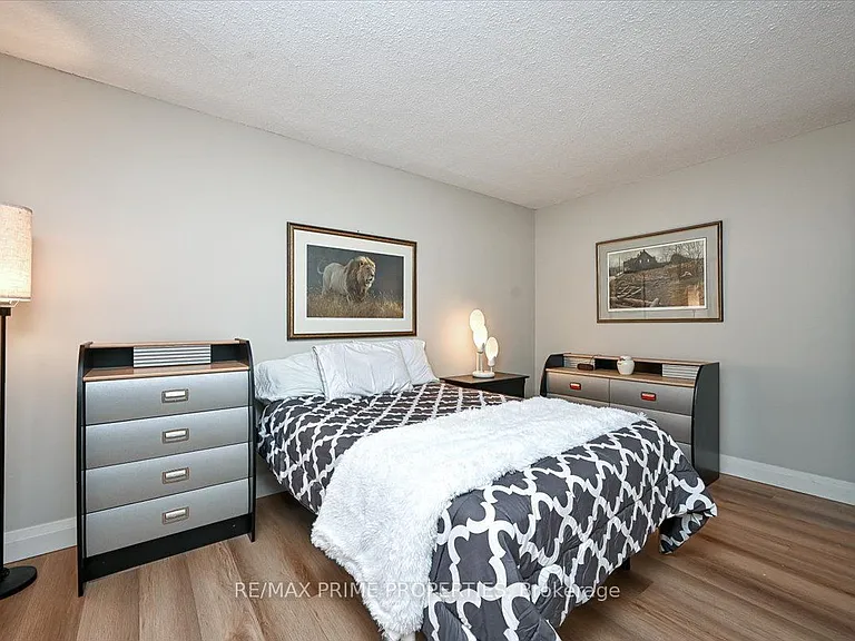 158 McArthur Ave #209 — Photo 16
