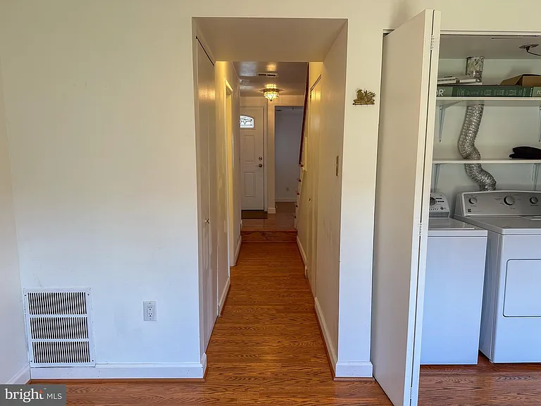 13327 Schwenger Pl — Photo 17