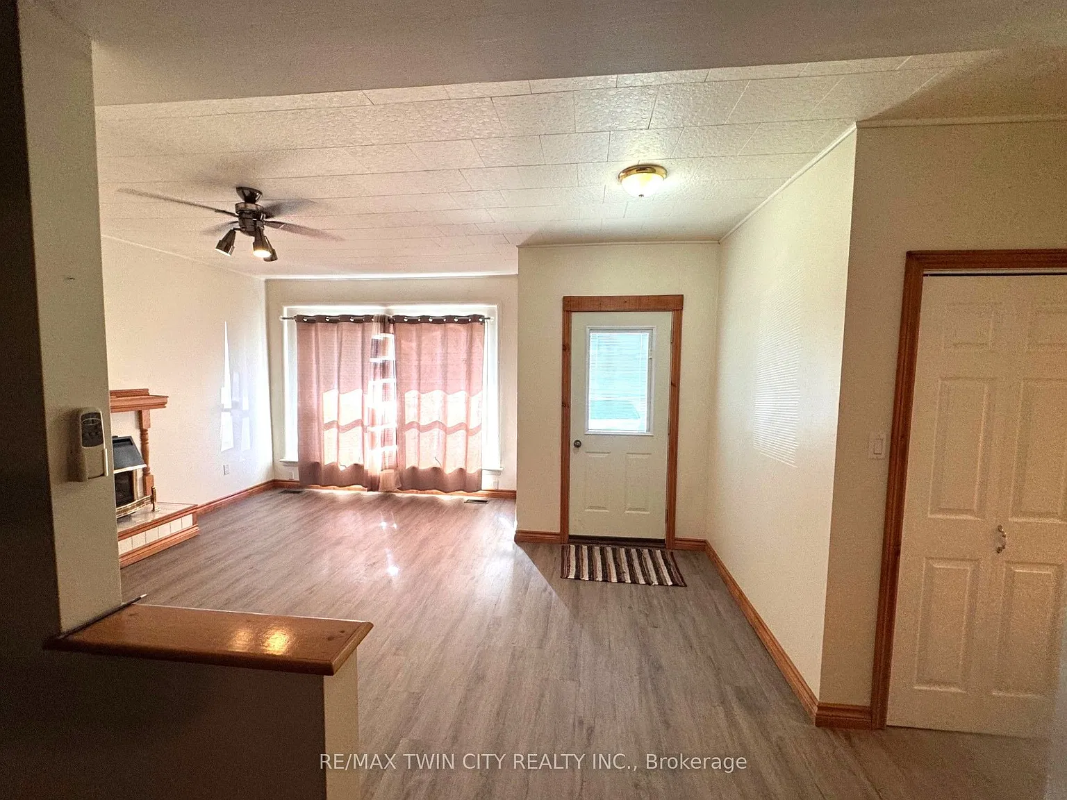 1 bed, $1,900 — Photo 2