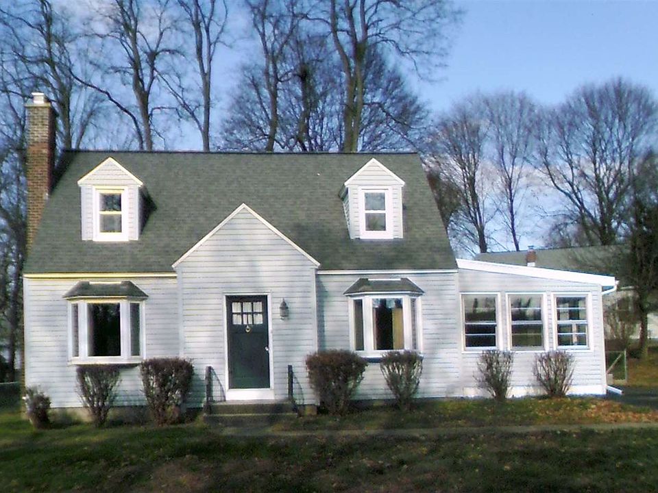 1st image of 11 Bolivar Ave