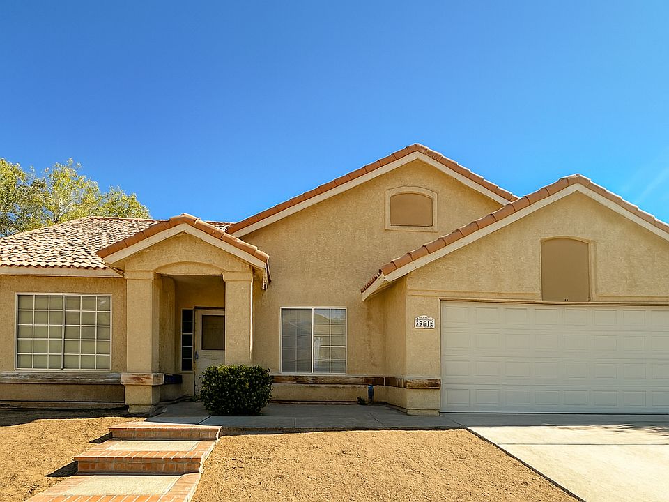 1st image of 39518 Chalfont Ln