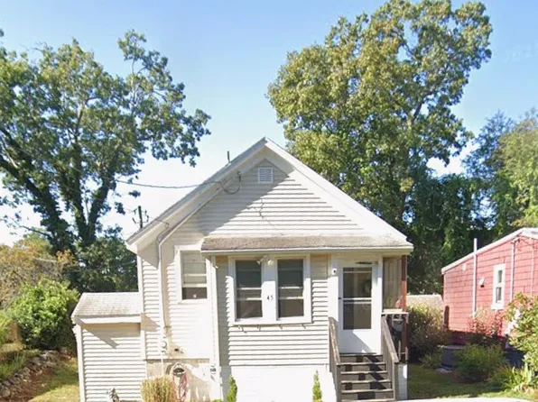 45 Pine Ridge Rd, Weymouth, MA 02189