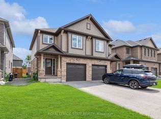 9573 Tallgrass Ave, Niagara Falls, ON L2G 0Y3