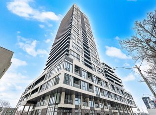 5 Defries St #824, Toronto, ON M5A 0W7