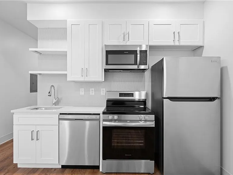 456 Flat Shoals Ave SE #311 — Photo 4