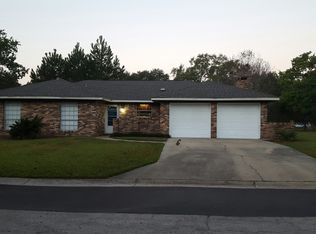 11423 Pine Dr, Gulfport, MS 39503