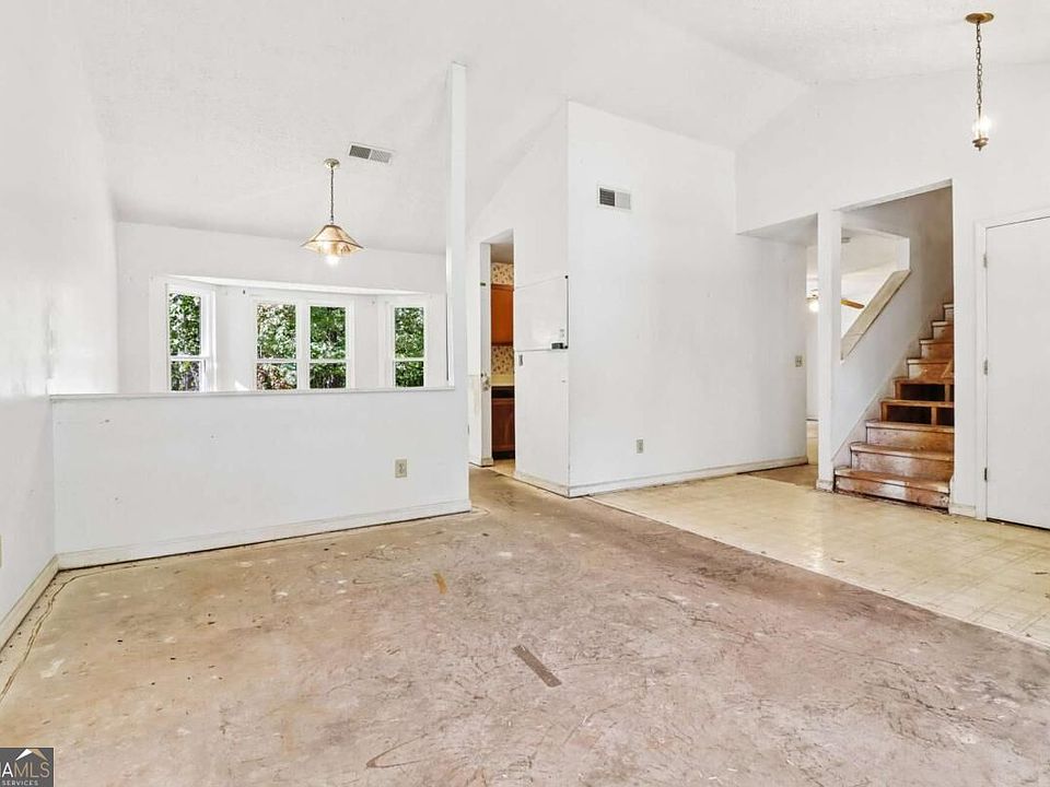 5th image of 5859 Rock Rd