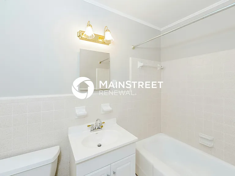 Main Bathroom