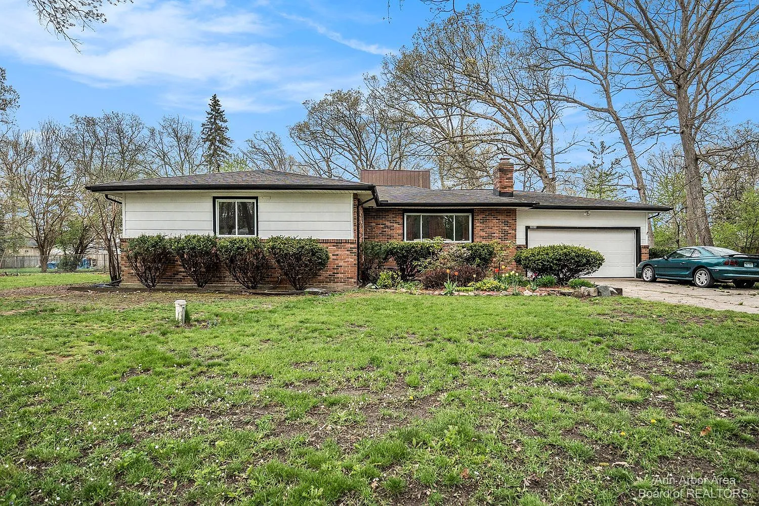 4084 Diamond St photo 1