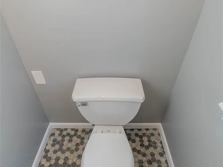 15 Taylor Ave — Photo 19