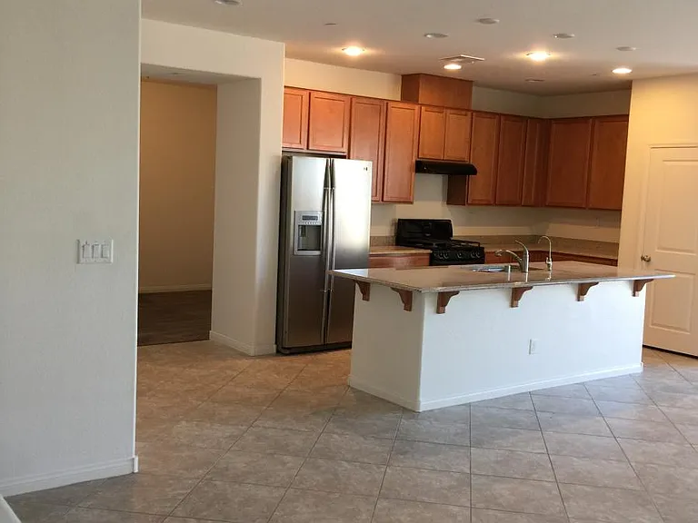 950 Monte Etna Ave — Photo 8