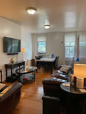 Rented by Compass | media 21