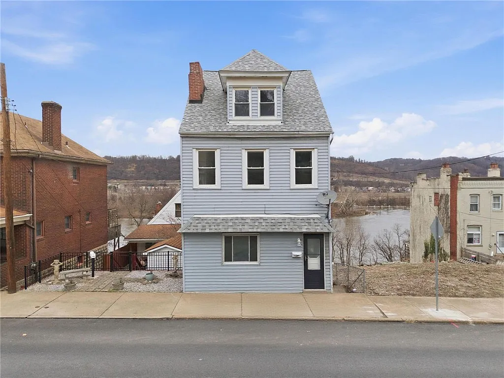 7307 Butler St photo 1