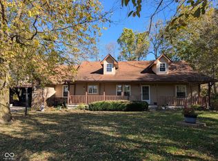 1602 W Plantation Row, Greenfield, IN 46140