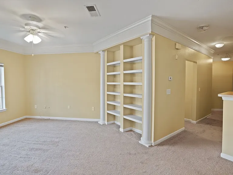 1713 Whitemarsh Way — Photo 5