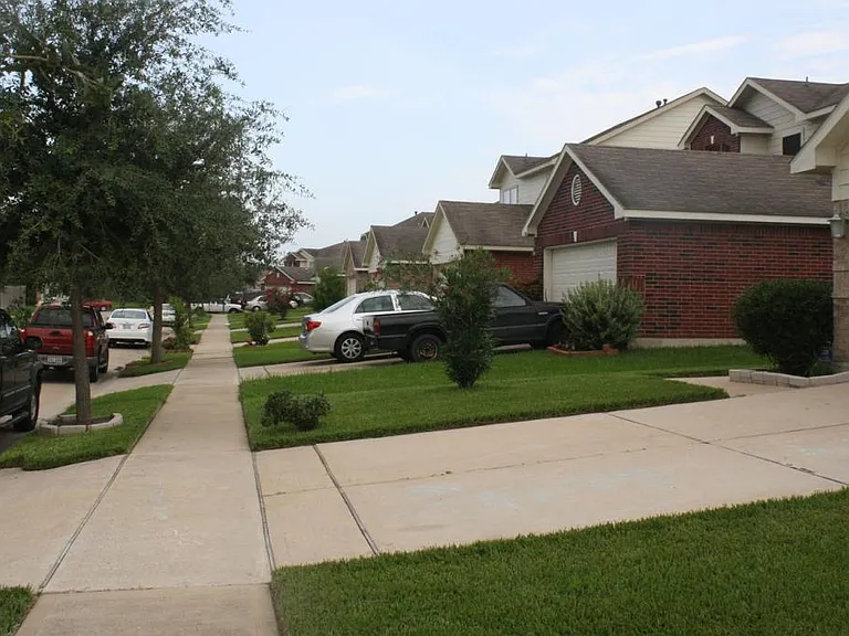 Nice Neighborhood