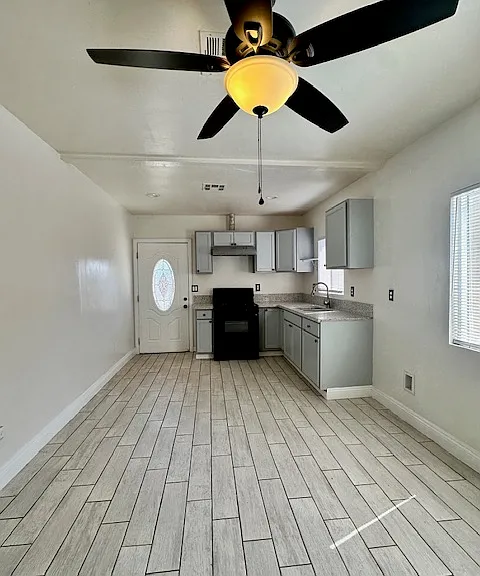 719 Eureka St #A — Photo 21