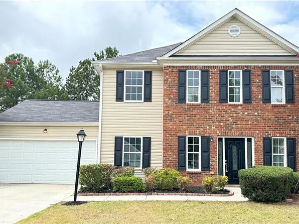3913 Willow Fields Ct, Loganville, GA 30052