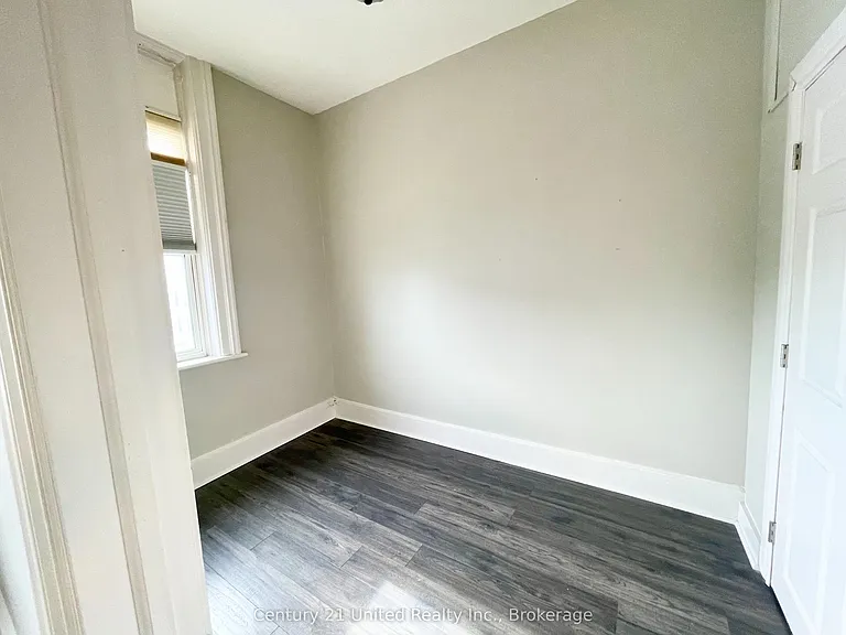 172.5 Hunter St W #6 — Photo 7