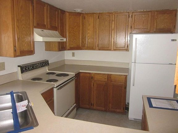 3rd image of 15185 Sunwood Blvd APT A13