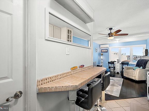 4th image of 504 Robin Dr Unit 69