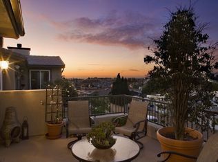 720 10th St, Hermosa Beach, CA 90254