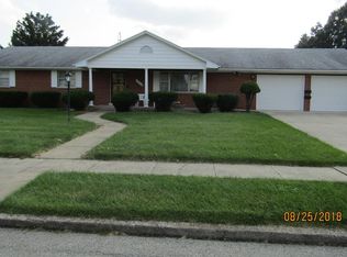1752 Bellechasse Dr, Lexington, KY 40505