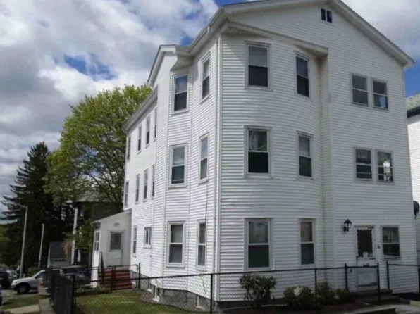 6 Mars St #2, Worcester, MA 01607