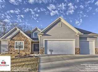 2012 Slade Ln, Mahomet, IL 61853