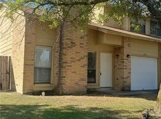 1232 Royal Crest Dr, Killeen, TX 76549
