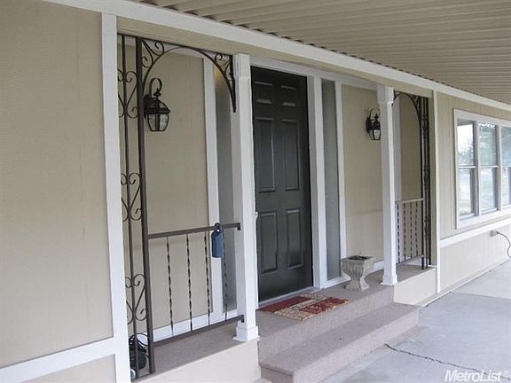 3rd image of 6245 Summerset Ln #203