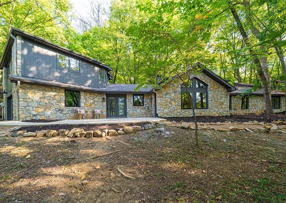 1st image of 7601 NW Forest Lakes Dr