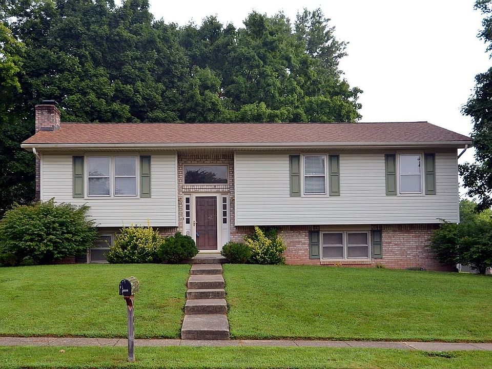 1st image of 1900 Cottonwood Dr