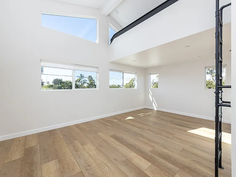 1193 Balour Dr — Photo 6
