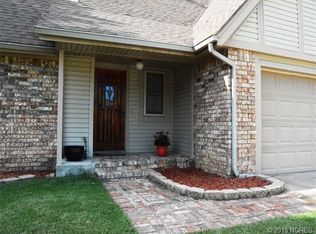 1104 W Queens St, Broken Arrow, OK 74012