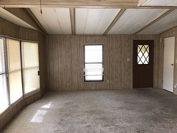 living room facing front doo